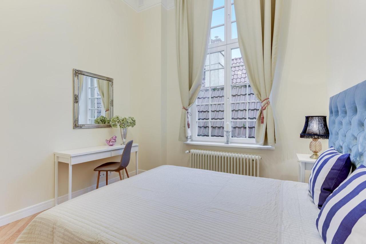 Navy Group - Apartamenty Dluga 35 Gdańsk Extérieur photo
